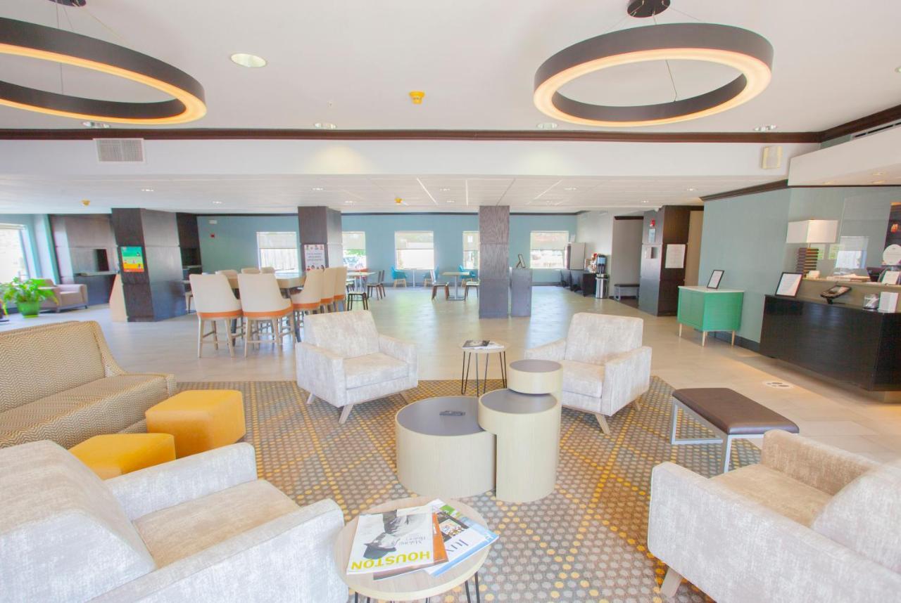 Holiday Inn & Suites Spring - The Woodlands Exteriér fotografie